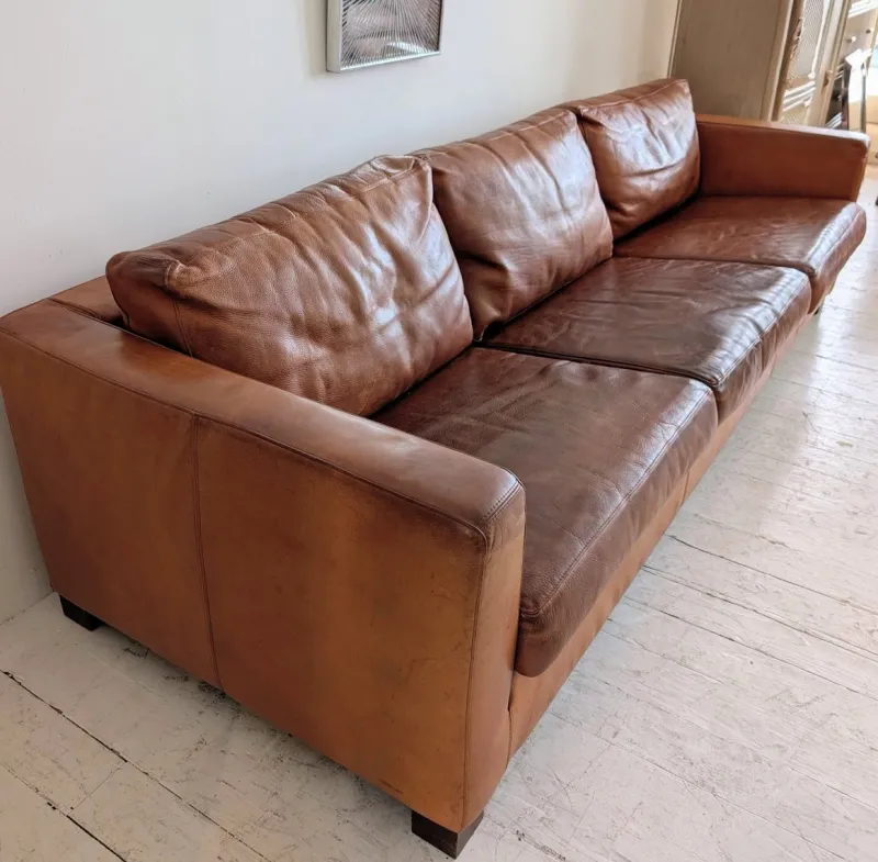 Sale Pamono Large Vintage Italian Cognac Leather Low Slung Sofa from Molinari, 1980s