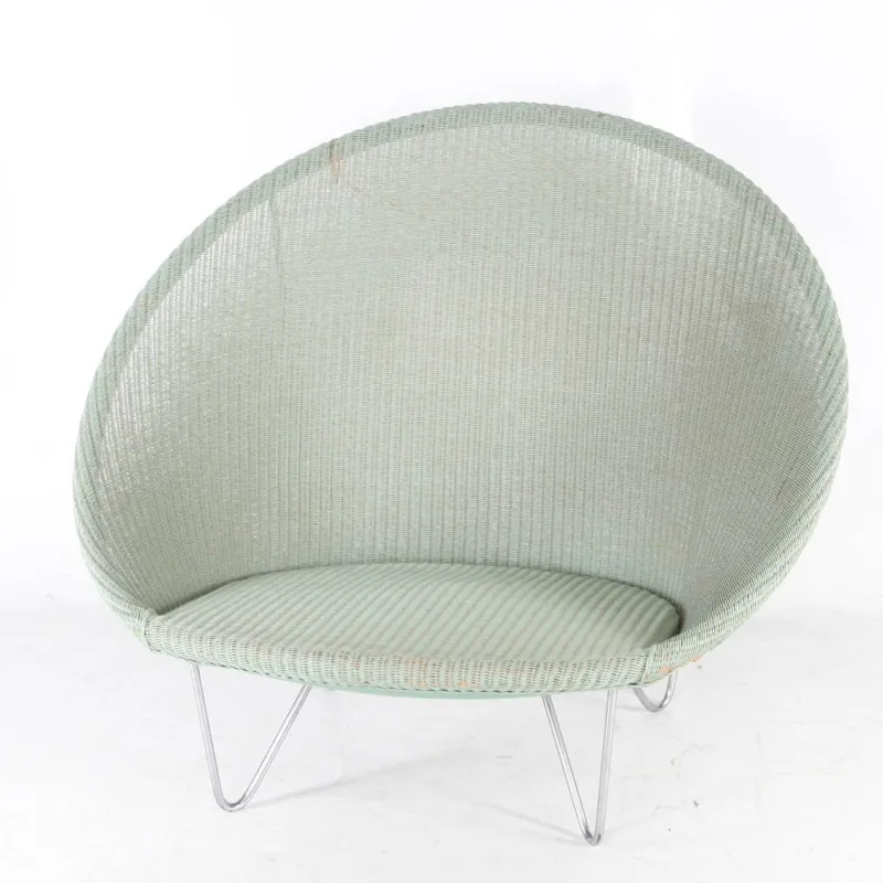 Pamono Large Vintage Wicker and Chrome Chair, 1970s> Lounge Chairs & Armchairs
