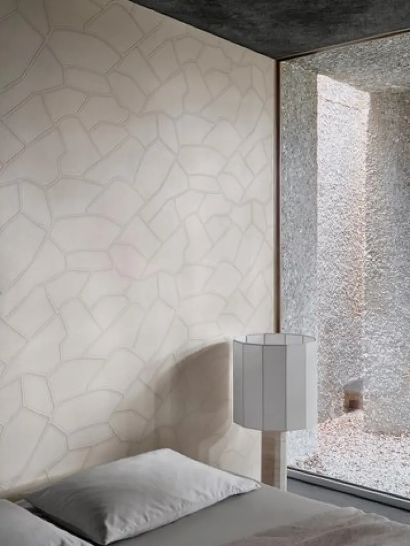 Clearance Pamono Large White Travertine Roma II Dodecagon Table Lamp by Nassi