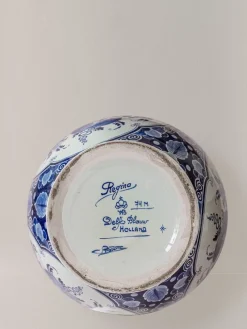 Online Pamono Large Wilhelmina Regina Delft Blue Table Lamp with New Red Velvet Lampshade