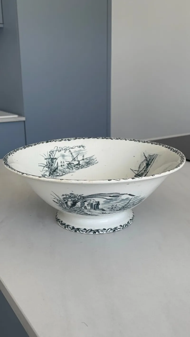 Sale Pamono Late 19th Century Antique French Earthenware Ironware Salad Bowl Marine Model from Creil Et Montereau Factory