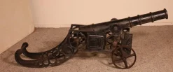 Pamono Late 19th Century Decorative English Cast Iron Cannon><noscript><img width=