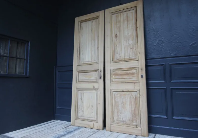 Pamono Late 19th Century French Pine Doors, 1890s, Set of 2> Architectural Elements