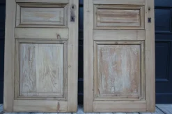 Pamono Late 19th Century French Pine Doors, 1890s, Set of 2><noscript><img width=