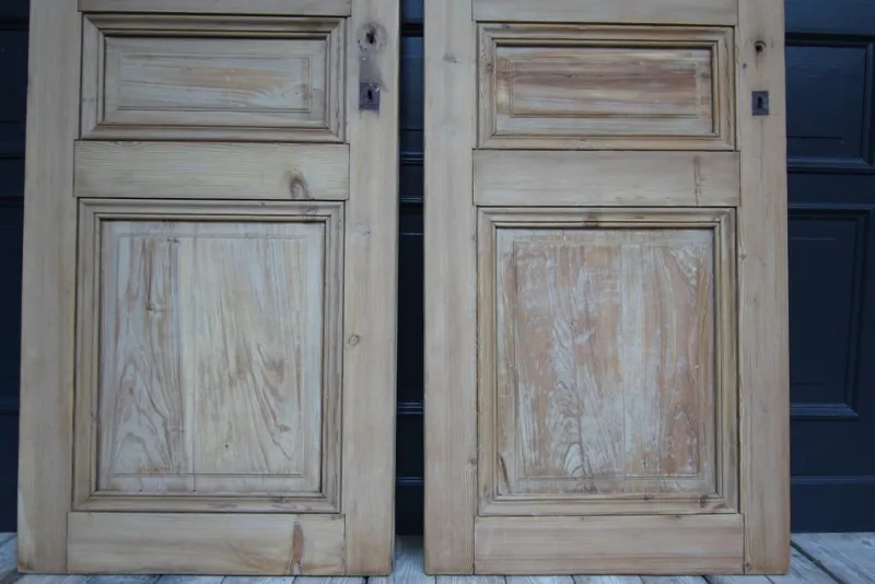 Pamono Late 19th Century French Pine Doors, 1890s, Set of 2> Architectural Elements