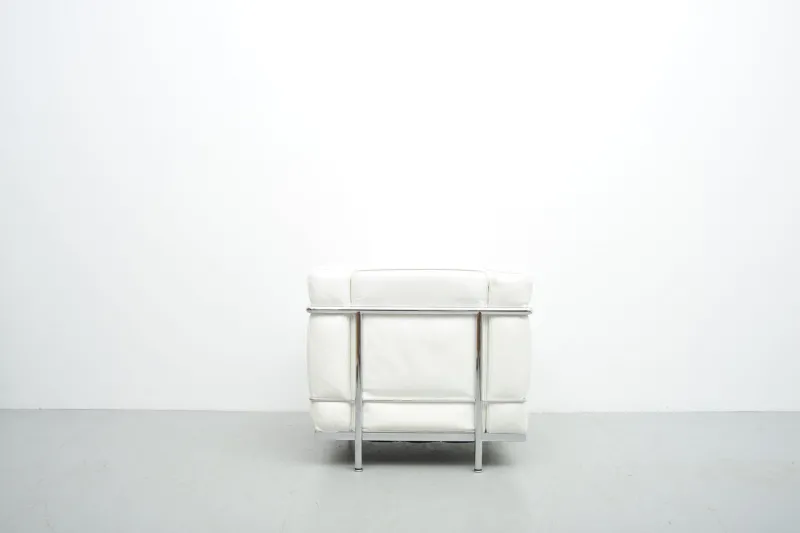 Pamono LC2 Armchair by Le Corbusier, Pierre Jeanneret and Charlotte Perriand for Cassina> Lounge Chairs & Armchairs