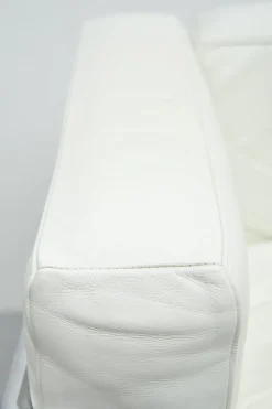 Pamono LC2 Armchair by Le Corbusier, Pierre Jeanneret and Charlotte Perriand for Cassina><noscript><img width=