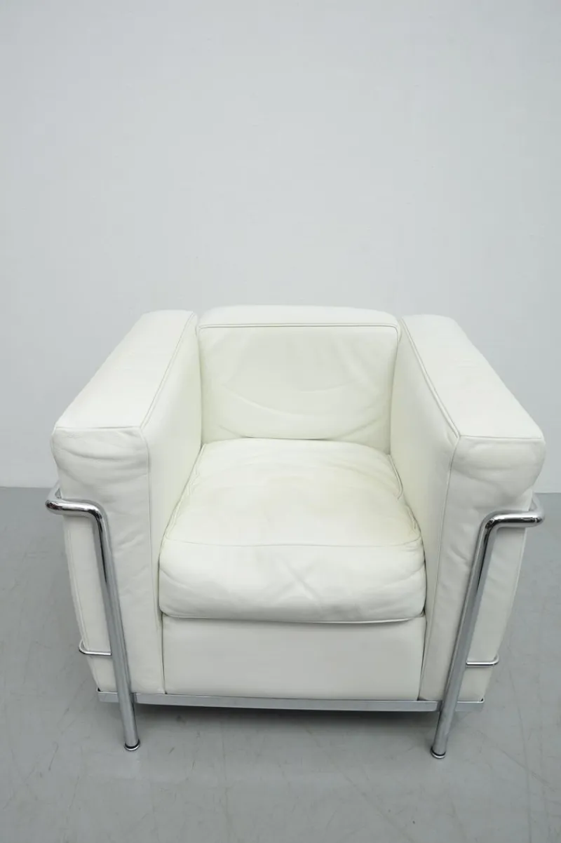 Pamono LC2 Armchair by Le Corbusier, Pierre Jeanneret and Charlotte Perriand for Cassina> Lounge Chairs & Armchairs