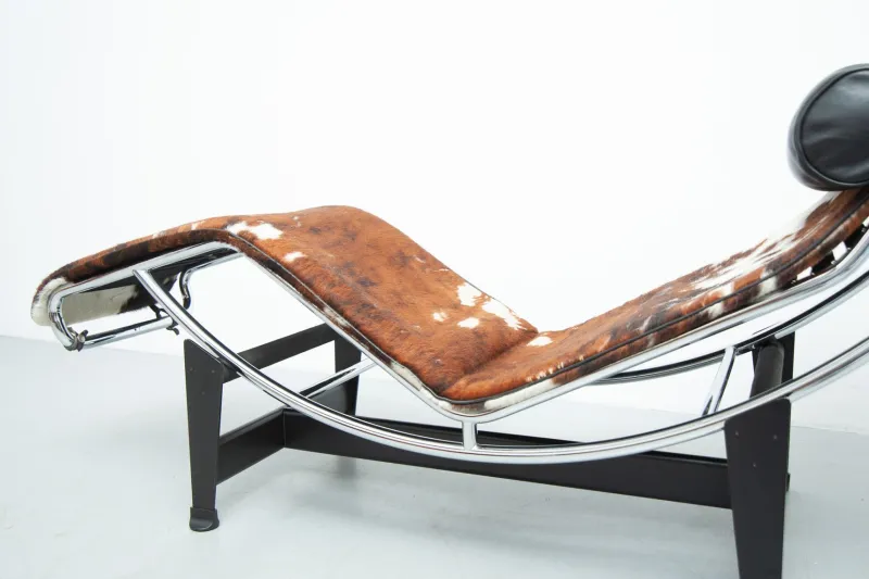Online Pamono LC4 Chaise Lounge by Le Corbusier and Charlotte Perriand and Pierre Jeanneret for Cassina, 1920s