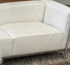 Best Pamono LC2 Two-Seater Sofa and Chair in White Leather by Le Corbusier & Pierre Jeanneret for Cassina, 1970s, Set of 2