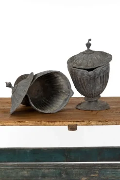 Hot Pamono Lead Garden Urns, 1920s, Set of 2