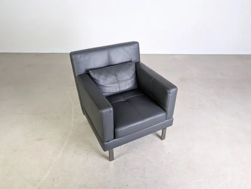 Sale Pamono Leather Amber Chair by Amberg for Brühl