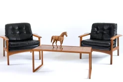 Pamono Leather Armchairs with Teak Frames, 1960s, Set of 2> Lounge Chairs & Armchairs