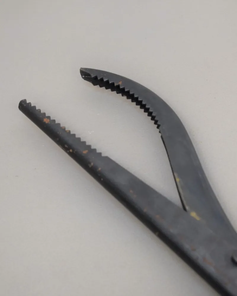 Pamono Leina Fireplace Pliers by Pep Bonet for Officina Alessi, Italy, 1980s, Set of 2> Fireplaces And Mantels