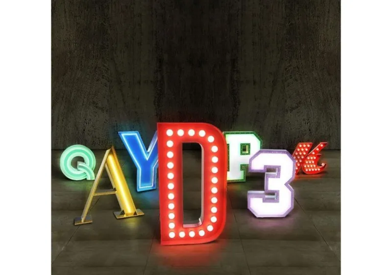 Best Pamono Letter U Graphics Lamp by Circu