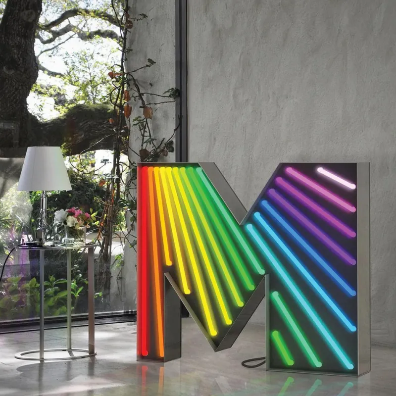 Best Pamono Letter U Graphics Lamp by Circu