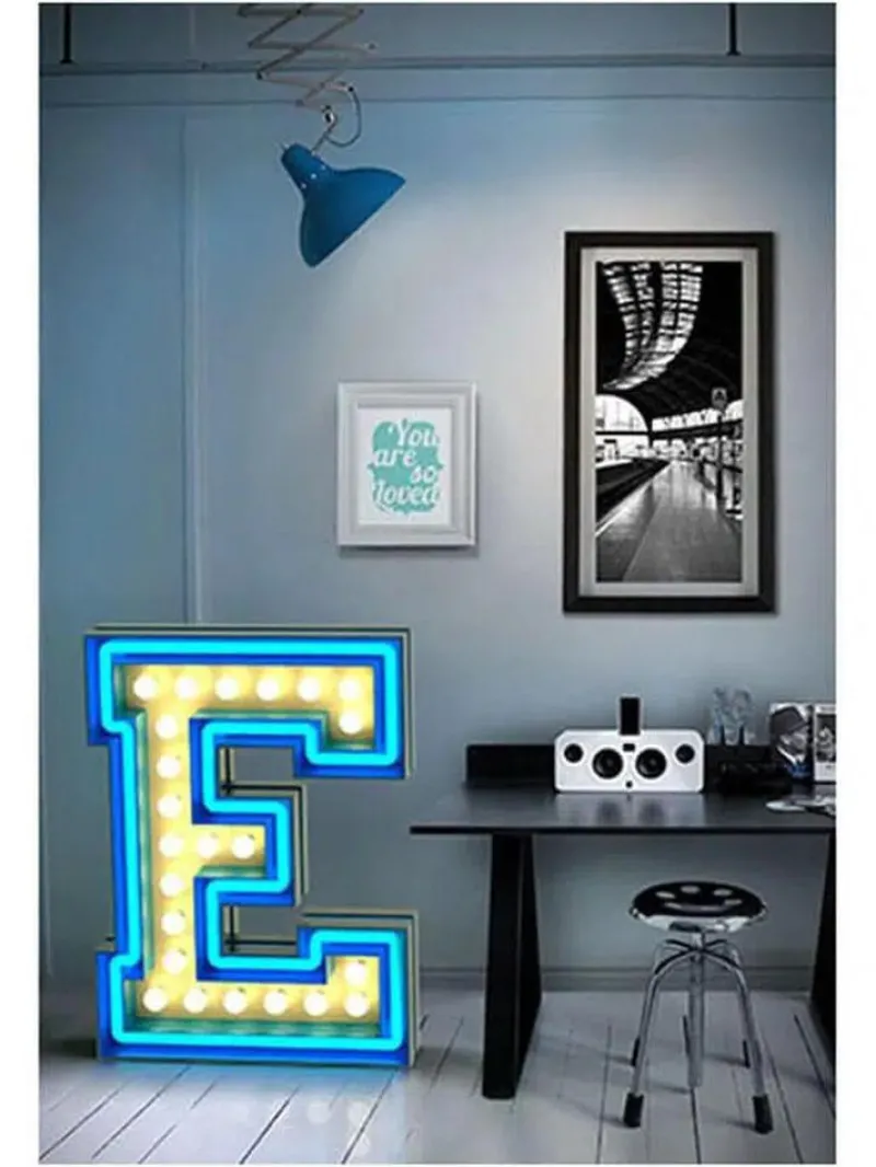 Best Pamono Letter U Graphics Lamp by Circu
