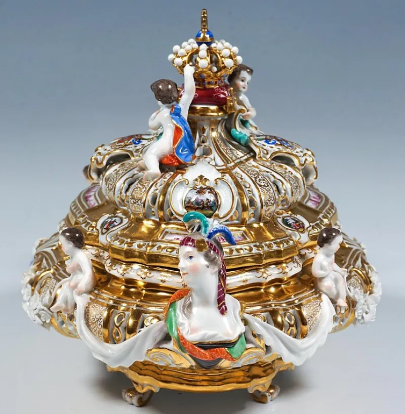 Pamono Lidded Crown Tureen by Maria Josepha for Meissen Drüselkästchen, Austria> Serving Dishes
