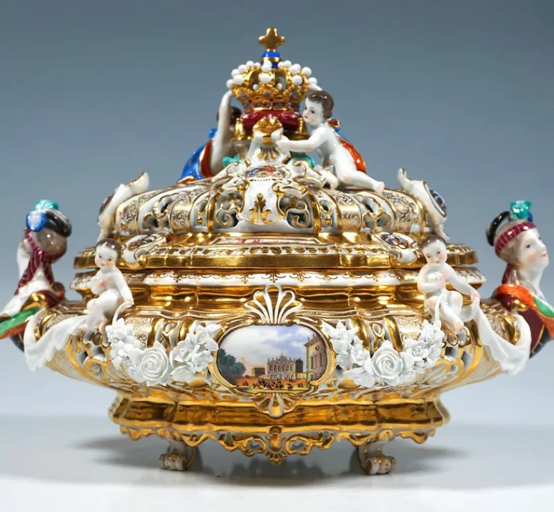 Pamono Lidded Crown Tureen by Maria Josepha for Meissen Drüselkästchen, Austria> Serving Dishes