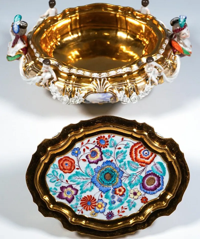 Pamono Lidded Crown Tureen by Maria Josepha for Meissen Drüselkästchen, Austria> Serving Dishes
