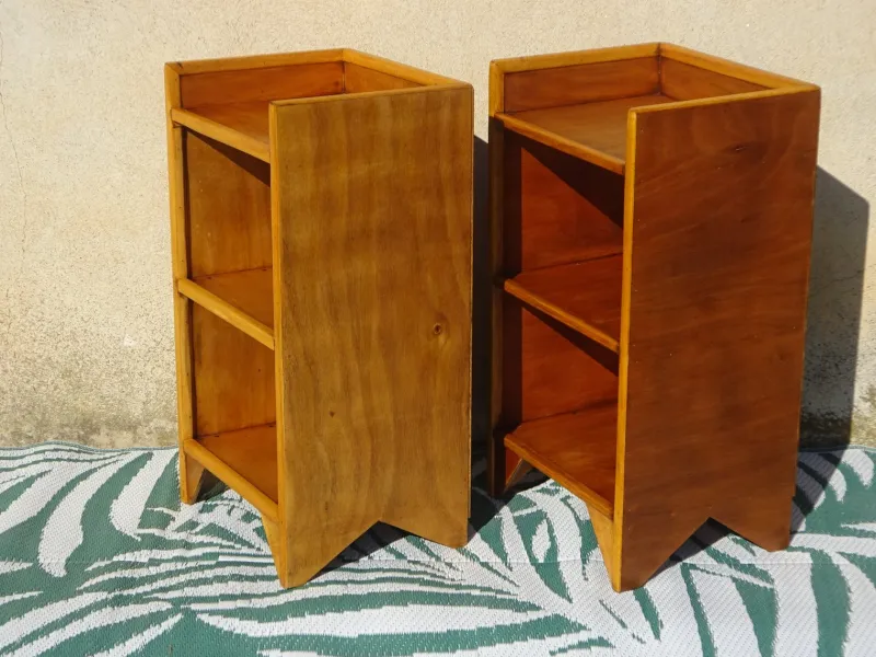 Outlet Pamono Light Wood Bedside Tables with Top Edges, 1990s, Set of 2