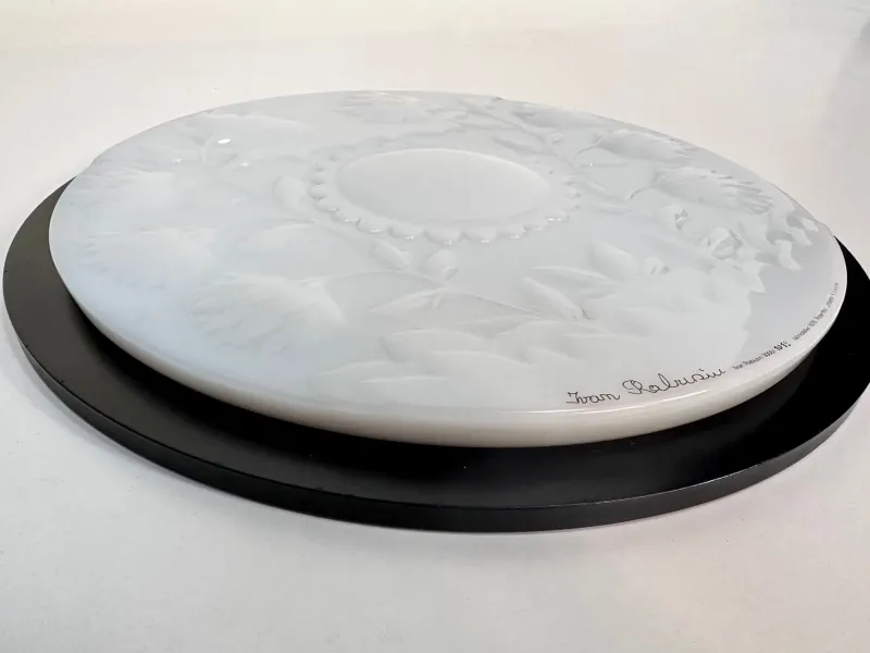 Pamono Limited Edition Glass Art Plate of the Year by Ivan Rabuzin for Rosenthal, Germany, 1978