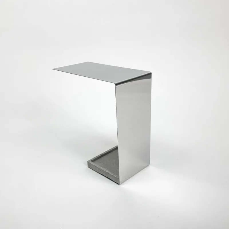 Outlet Pamono Linee Table Light by Lukas Loette