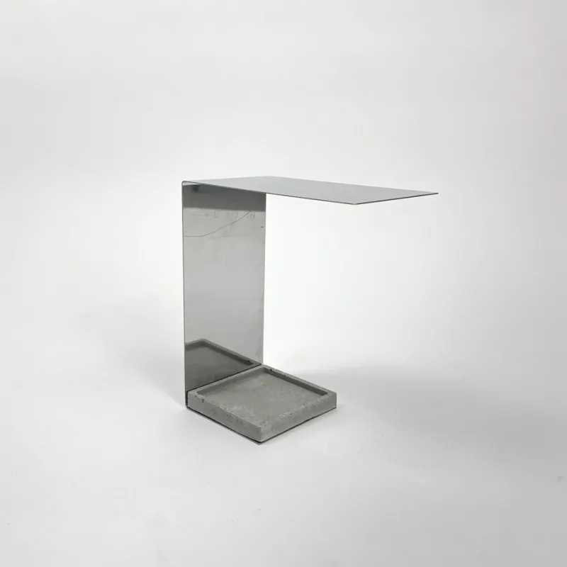 Outlet Pamono Linee Table Light by Lukas Loette