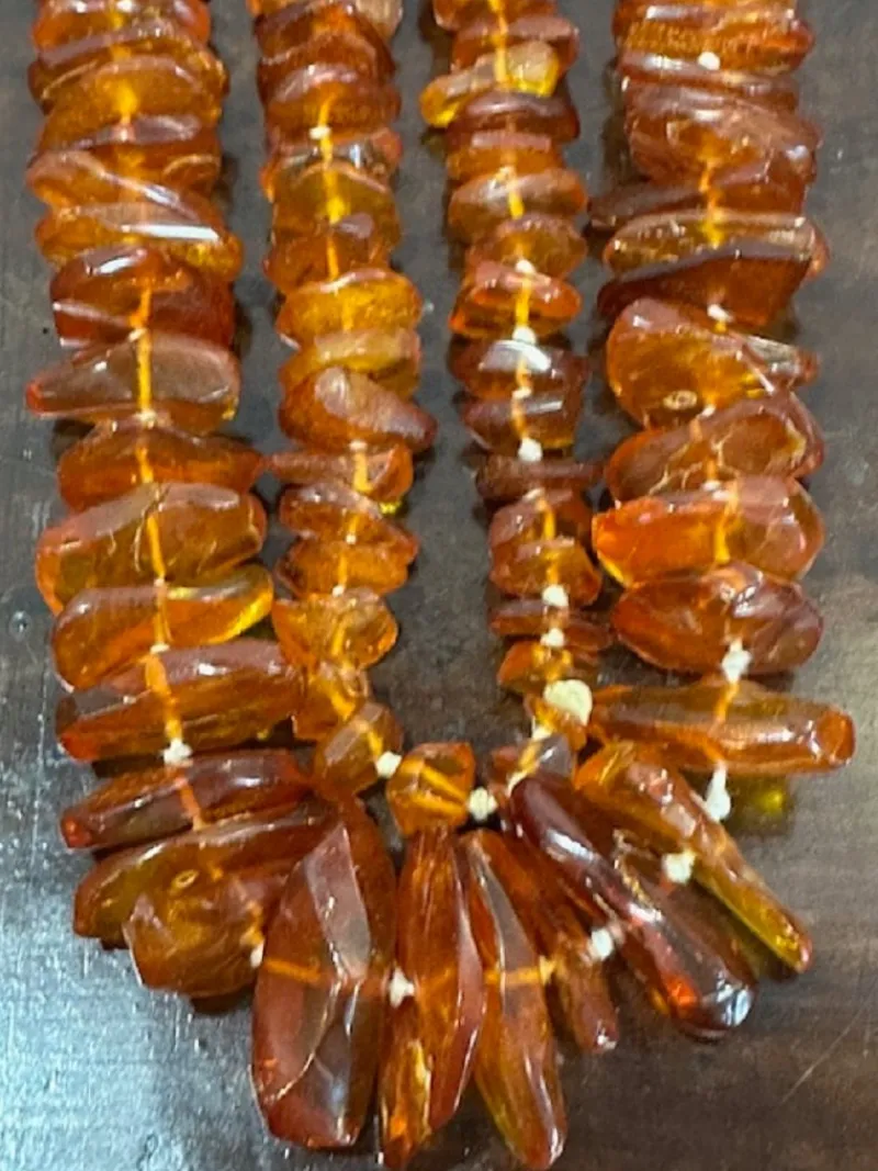 Hot Pamono Long Necklace in Shaded Amber, 1950s