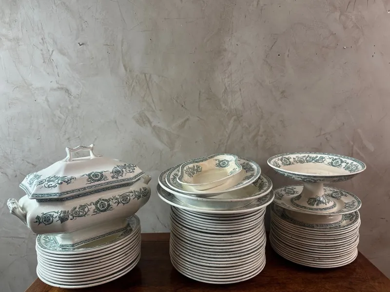 Pamono Longwy Iron Land Service, 1890, Set of 60> Dinner Plates & Bowls