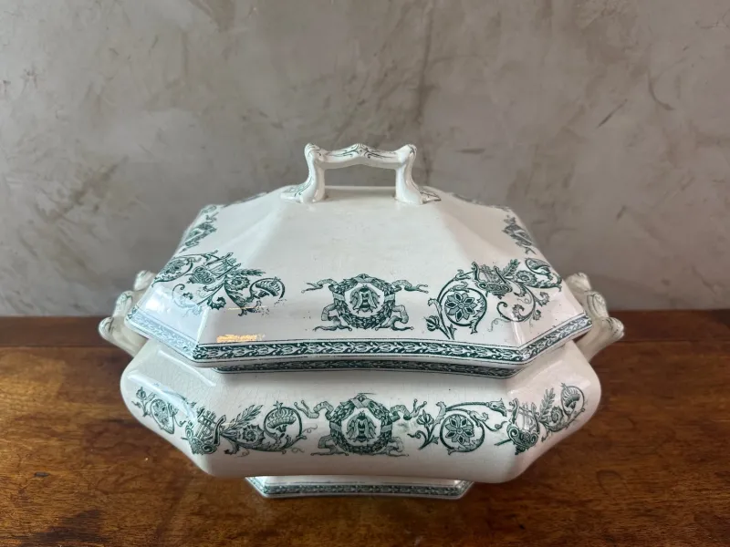 Pamono Longwy Iron Land Service, 1890, Set of 60> Dinner Plates & Bowls