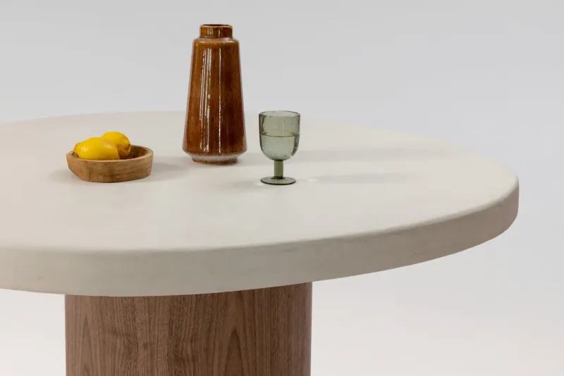 Online Pamono Lorā Mortex Table from PLATŌ