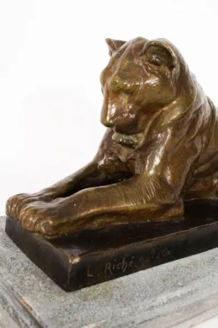 Discount Pamono Louis Riche, Antique Sculpture of Lioness, Early 20th Century, Bronze