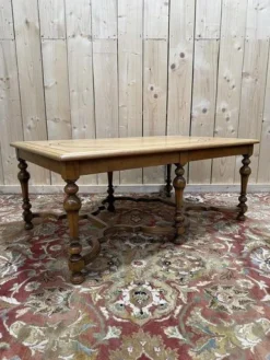 Outlet Pamono Louis XIII Style Coffee Table with Crisscross Pattern