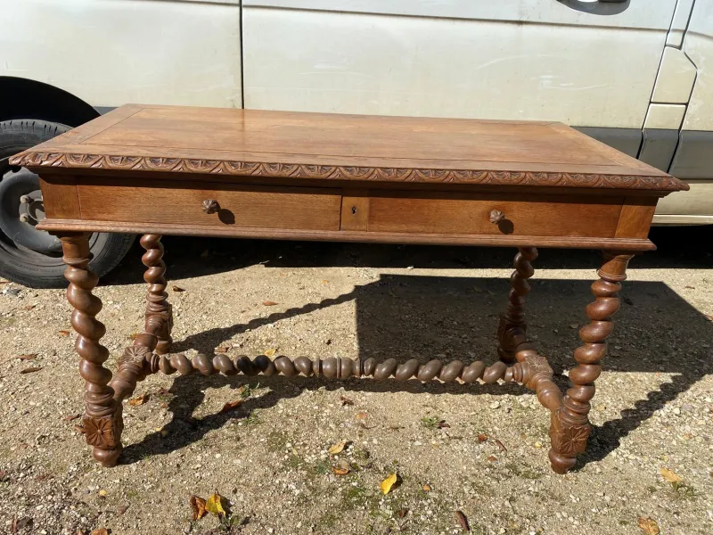 Pamono Louis XIII Style Oak 2-Drawer Desk with Twisted Legs