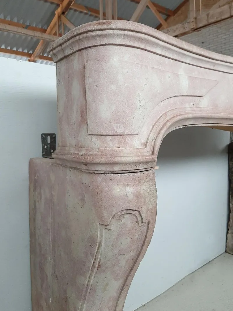 Online Pamono Louis XIV Pink Marble Fireplace, 1680