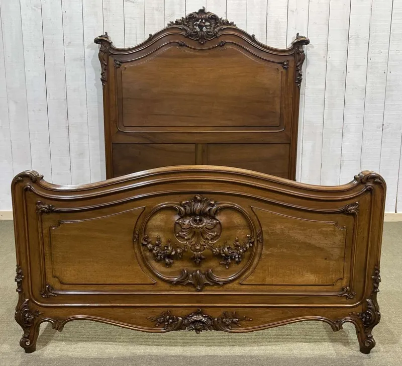 Pamono Louis XV Bedroom Set in Walnut, Early 20th Century, Set of 5> Beds & Bedroom Sets