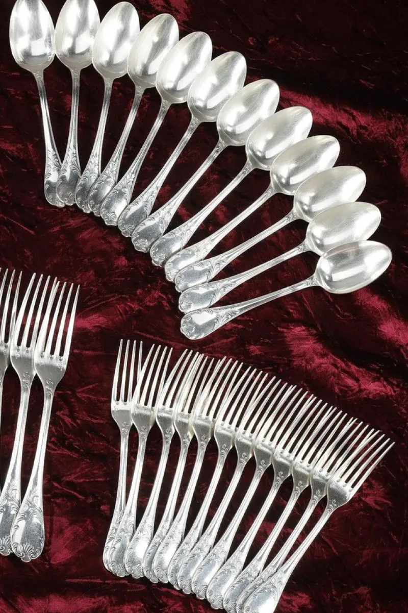 Pamono Louis XV Silver-Plated Flatware, 1900s, Set of 51> Cutlery & Serving Utensils