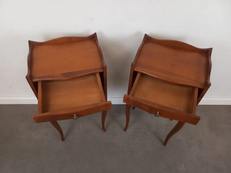 Pamono Louis XV Style Bedside Tables, 1950s, Set of 2> Nightstands