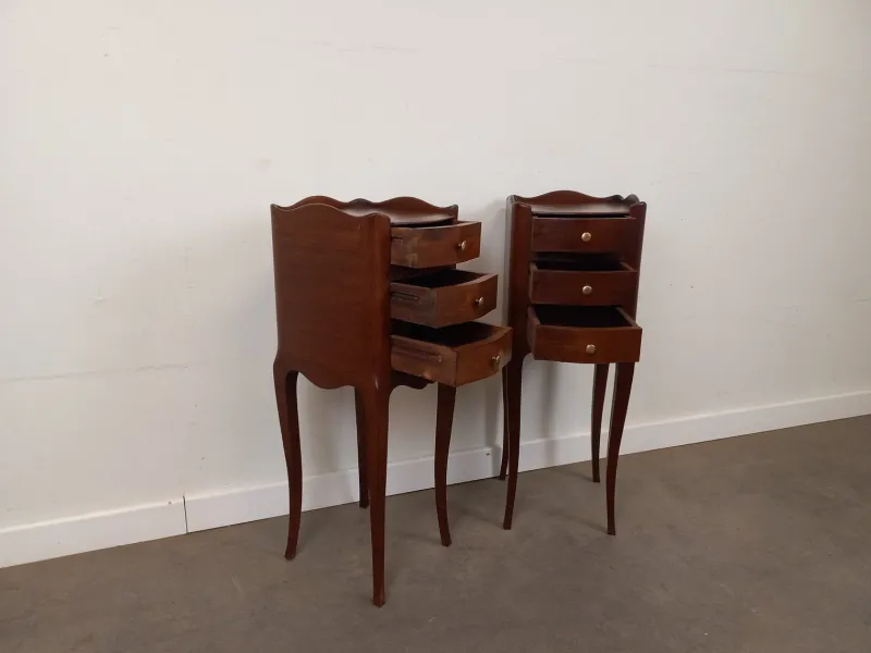 Pamono Louis XV Style Bedside Tables, 1950s, Set of 2> Nightstands