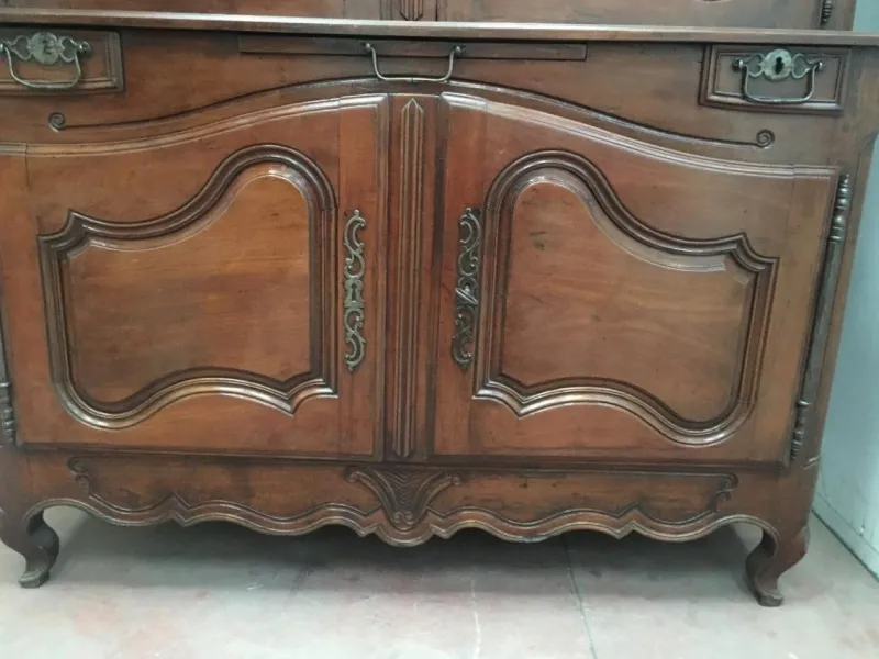 Pamono Louis XV Two-Body Buffet in Walnut, 1700s> Sideboards & Buffets