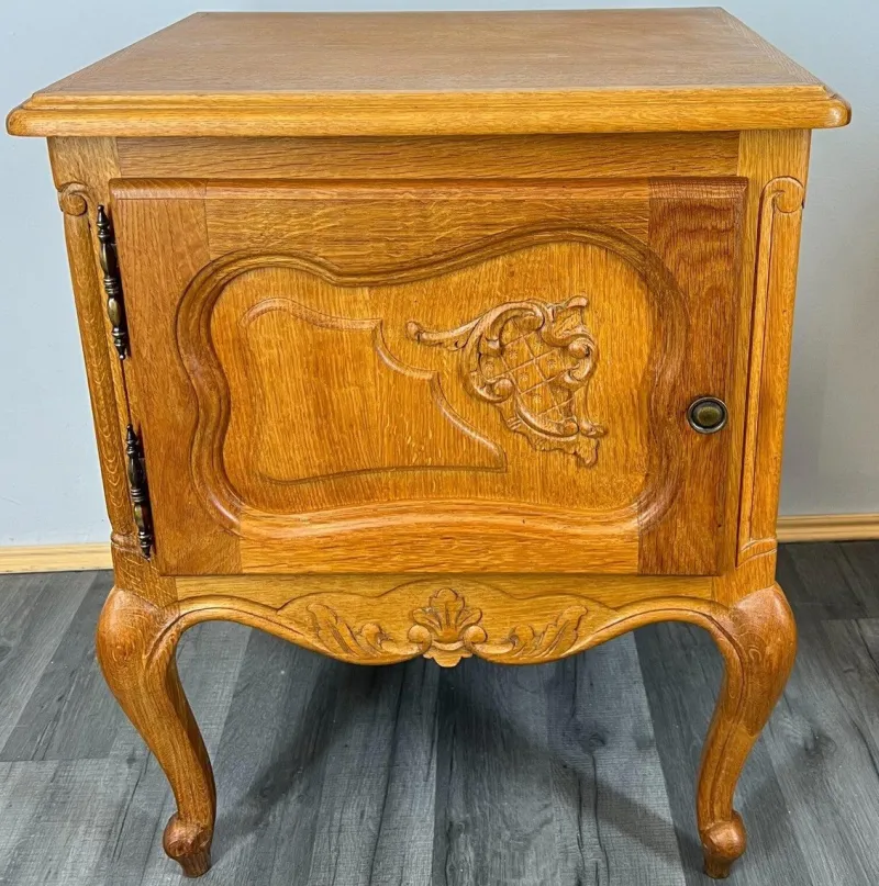 Pamono Louis XVI French Bedside Tables, Set of 2> Nightstands