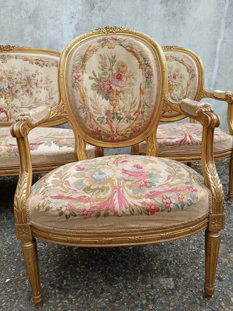 Pamono Louis XVI Gilded Wood Medallion Lounge Set, 1890s, Set of 5> Living Room Sets