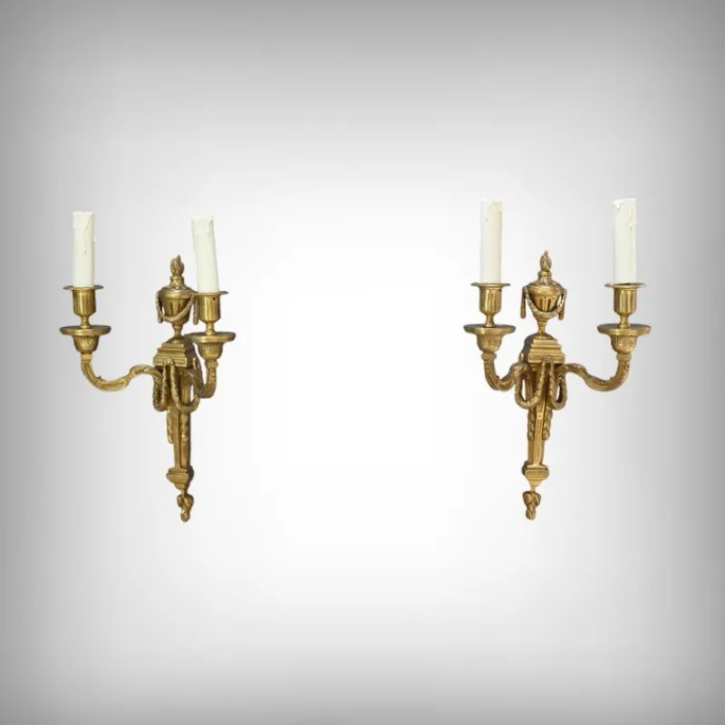 Pamono Louis XVI Style Bronze Wall Lights, Late 19th Century, Set of 2> Wall Lights & Sconces