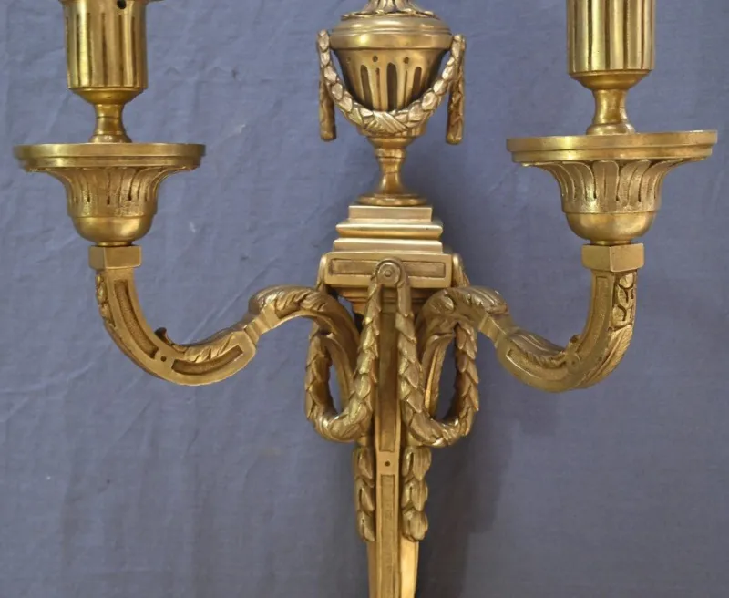 Pamono Louis XVI Style Bronze Wall Lights, Late 19th Century, Set of 2> Wall Lights & Sconces