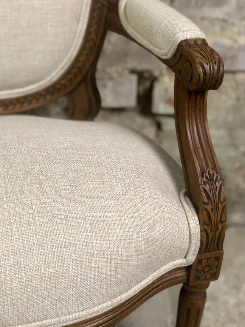 Pamono Louis XVI Style Carved Walnut Armchair with Beige Upholstery> Children's Chairs