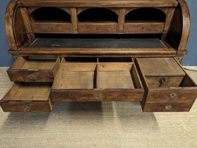 Pamono Louis XVI Style Cylinder Secretary in Flame Mahogany> Secretaires