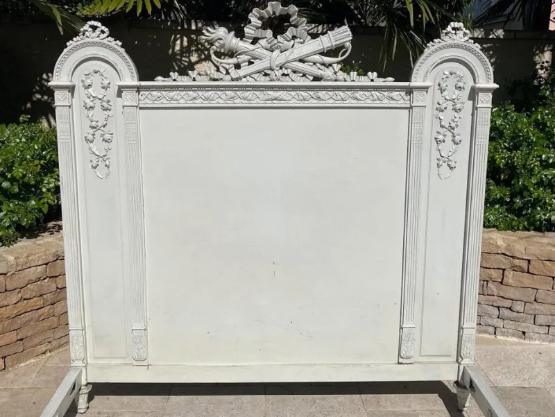 Pamono Louis XVI Style Lacquered Bed> Beds & Bedroom Sets