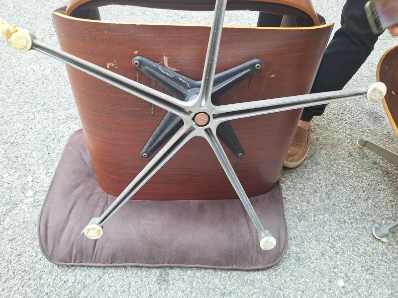 Pamono Lounge Chair in Grey Fabric by Charles & Ray Eames for ICF De Padova, 1960s> Daybeds & Chaises Lounges
