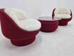Pamono Lounge Chairs and Coffee Table, France, 1970s, Set of 3><noscript><img width=